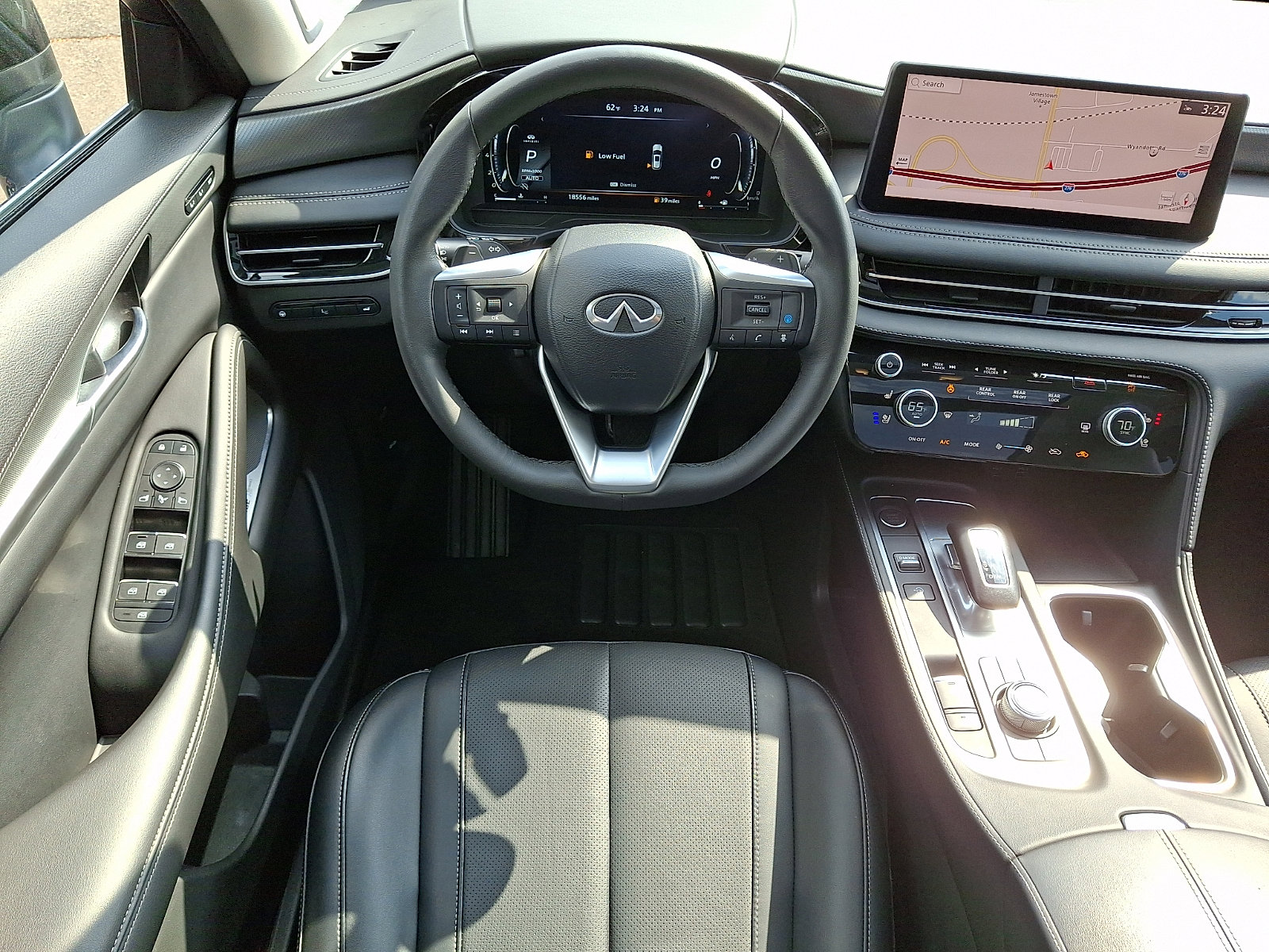 Certified 2024 INFINITI QX60 Luxe w/ Vision Package image 12