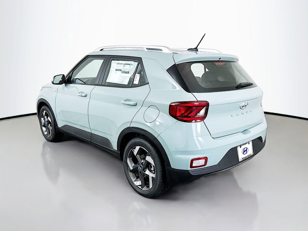 New 2026 Hyundai Venue SEL FWD image 7