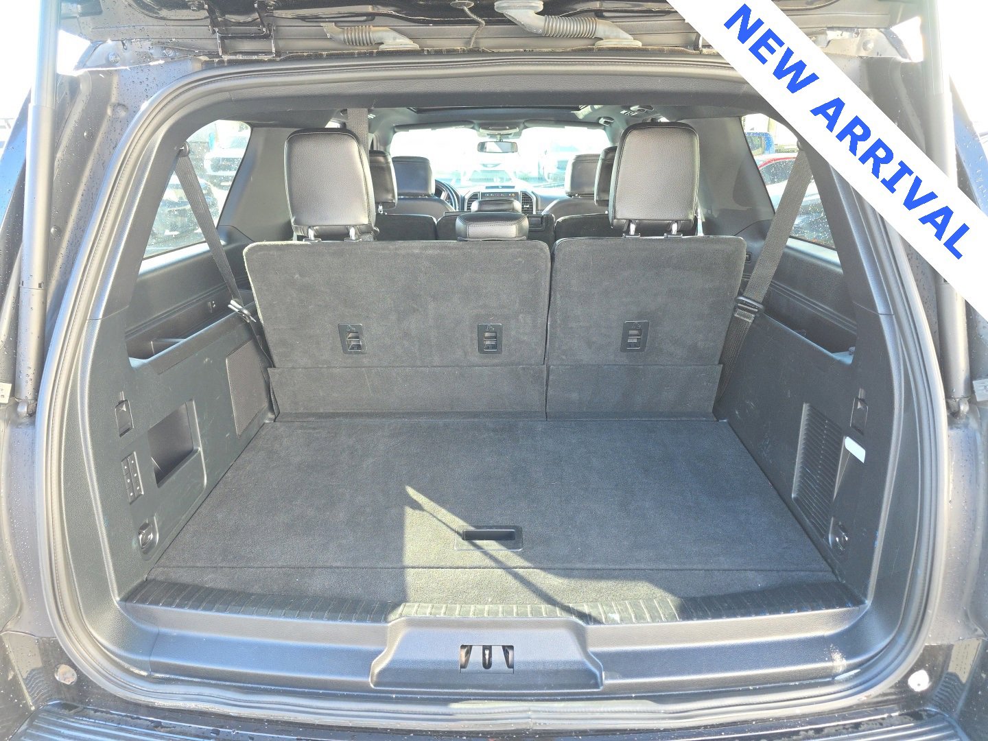Used 2021 Ford Expedition Max Limited image 40