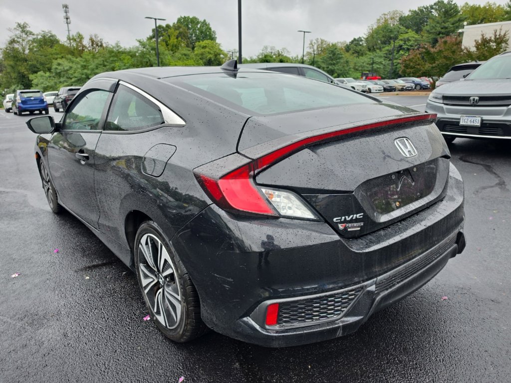 Used 2017 Honda Civic EX-T image 3
