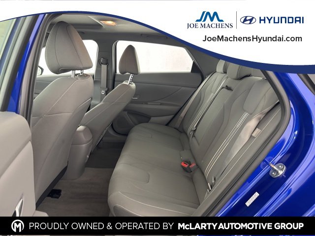 Used 2024 Hyundai Elantra SEL w/ Convenience Package image 30