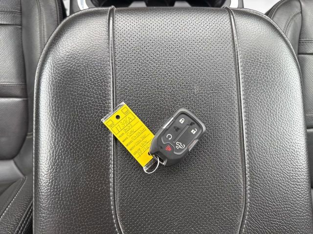 Used 2023 GMC Sierra 3500 Denali w/ Denali Ultimate Package image 28