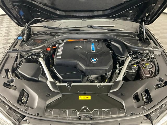Used 2021 BMW 530e xDrive w/ Premium Package AWD/4WD image 37