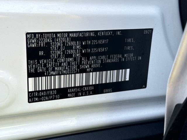 Used 2021 Toyota RAV4 LE AWD/4WD image 11