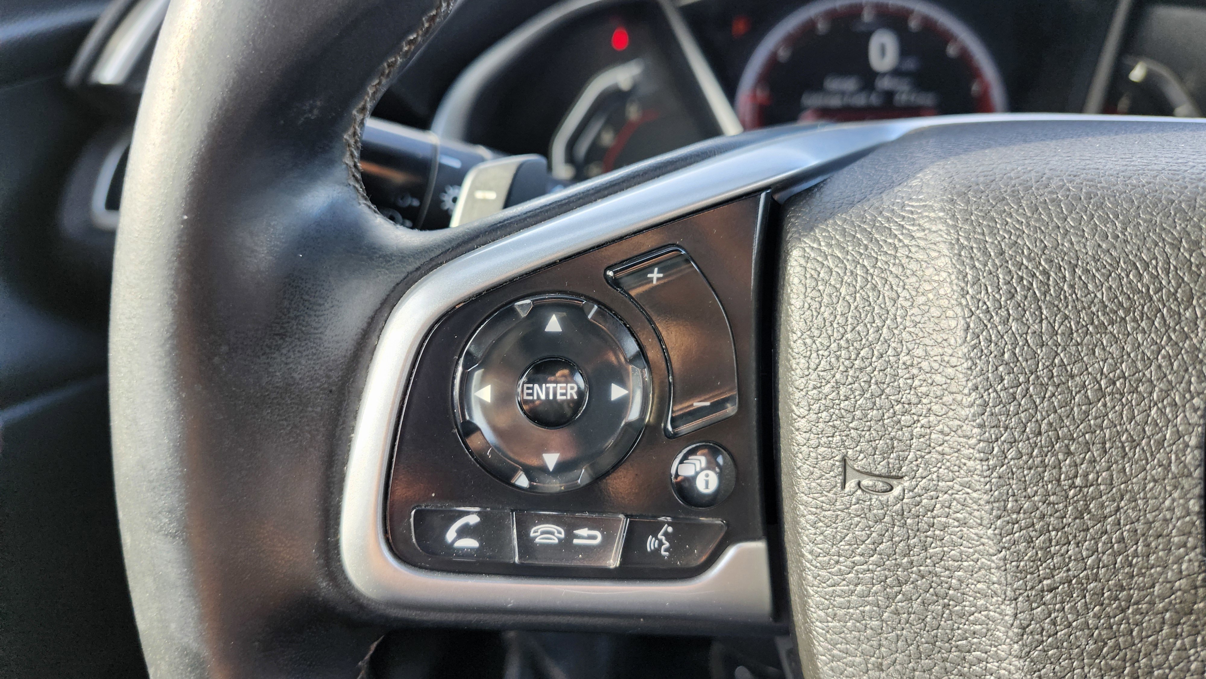 Used 2020 Honda Civic Sport image 33