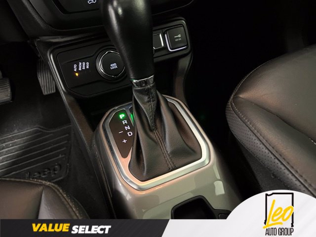 Used 2021 Jeep Renegade Limited w/ Sun & Sound Group AWD/4WD image 11