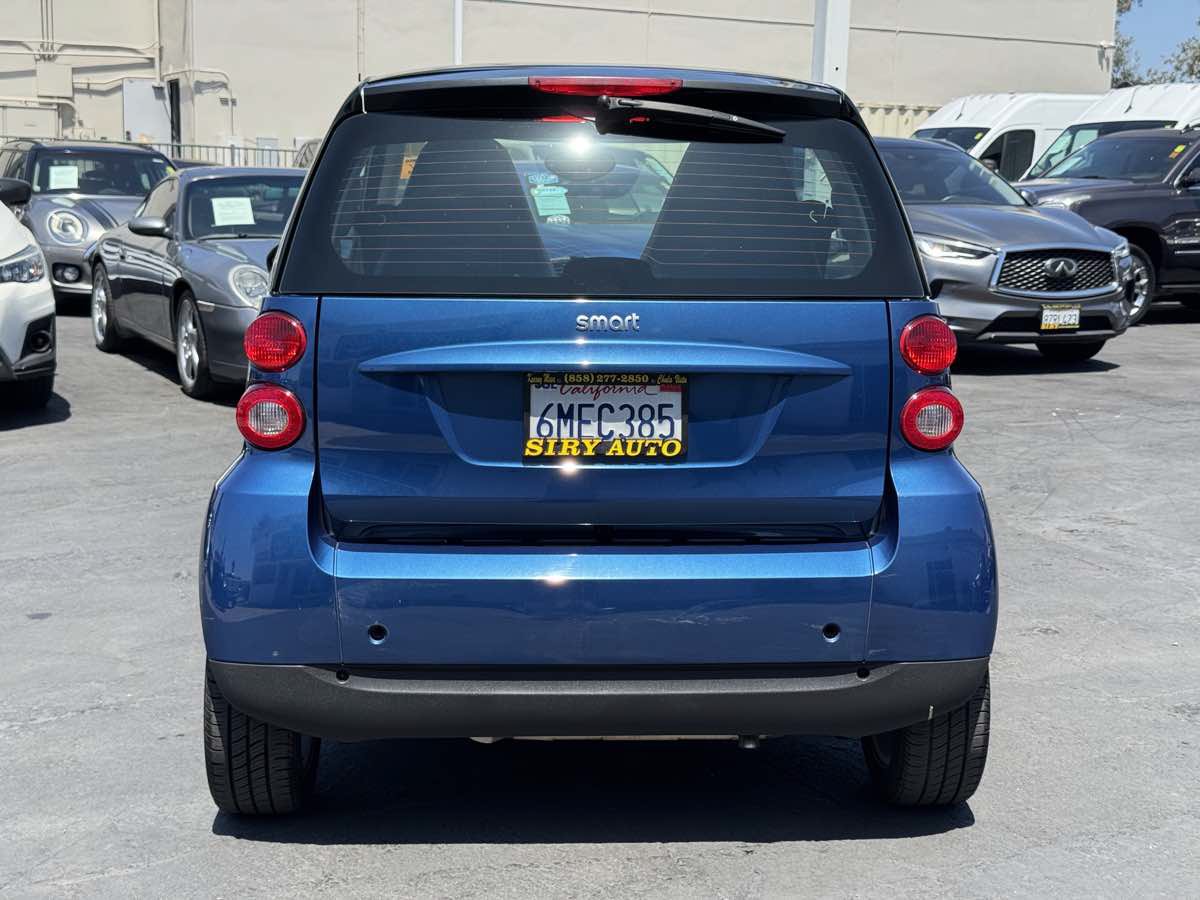 Used 2010 smart fortwo passion RWD image 15