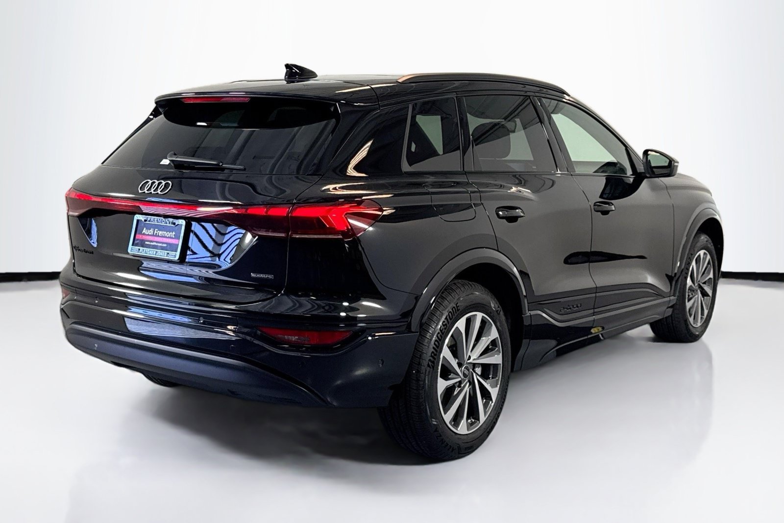 New 2027 Audi Q6 e-tron Premium AWD/4WD image 5