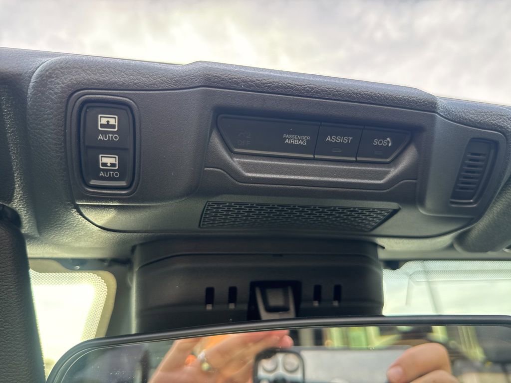 Certified 2025 Jeep Wrangler Unlimited Sahara w/ Safety Group image 28