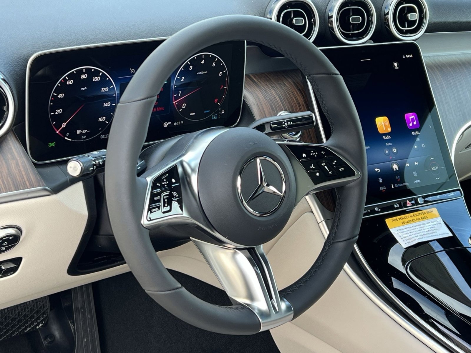 New 2026 Mercedes-Benz GLC 300 4MATIC image 14