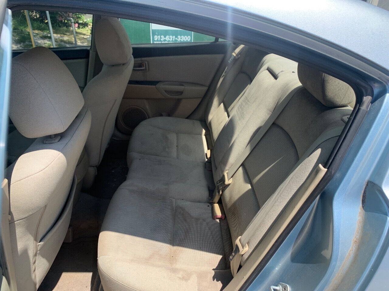 Used 2007 MAZDA MAZDA3 i Touring FWD image 16