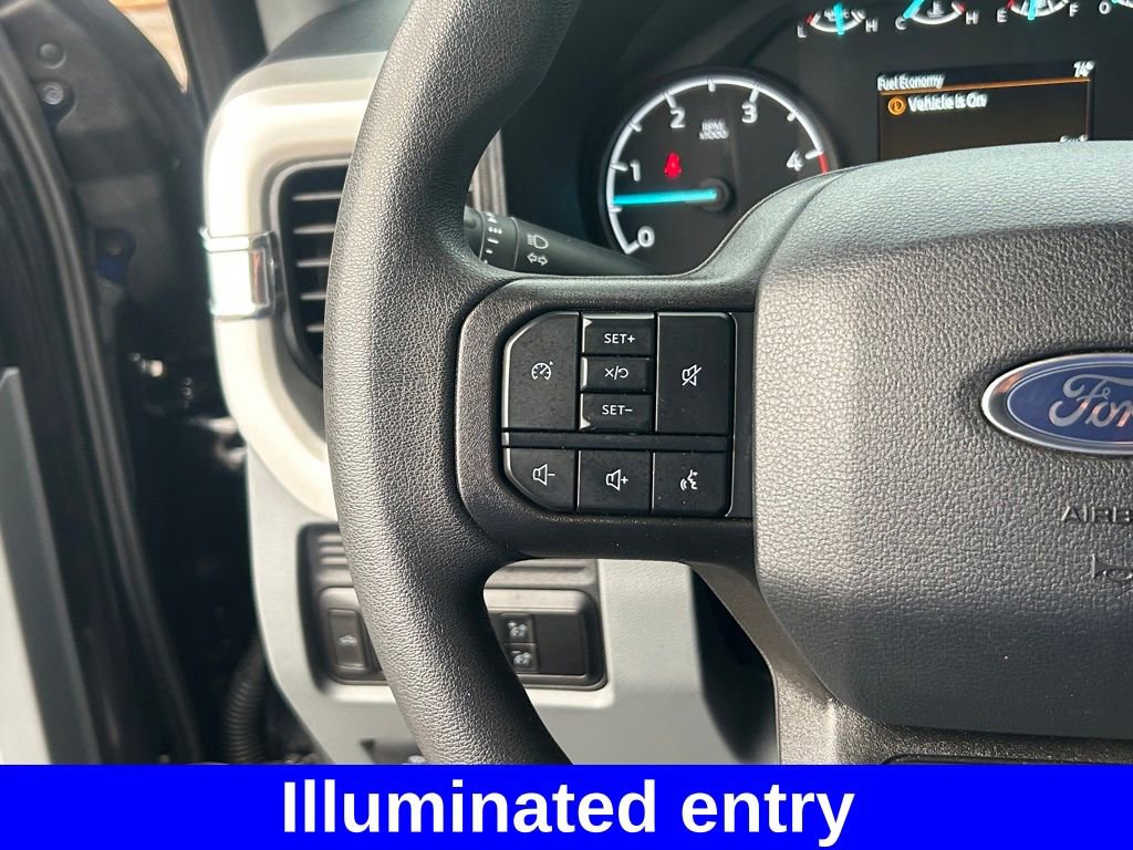 Used 2025 Ford F250 XLT image 39