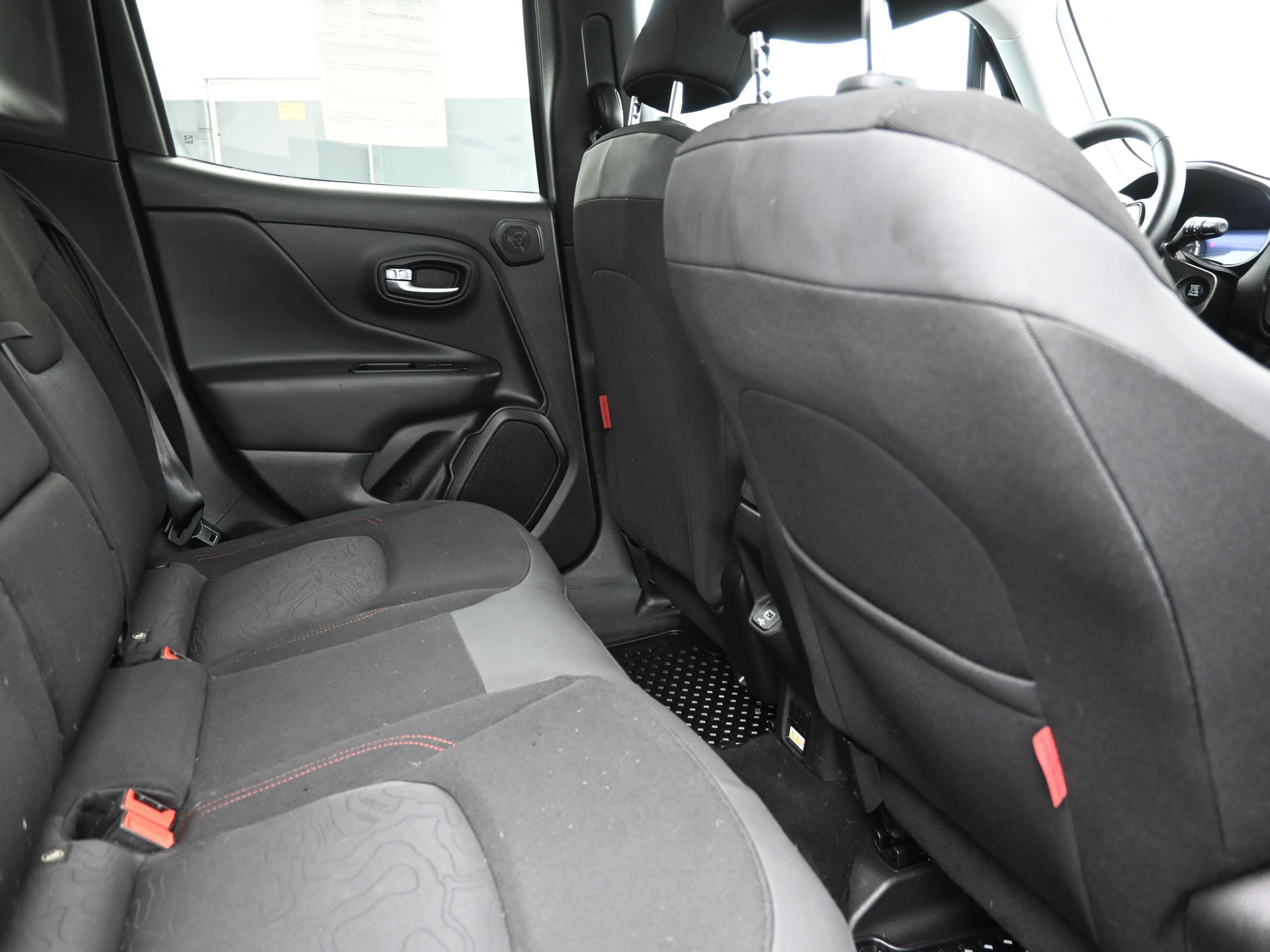 Used 2022 Jeep Renegade Trailhawk w/ Sun/Sound Group AWD/4WD image 22