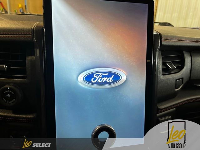 Used 2022 Ford Expedition Max Limited image 11