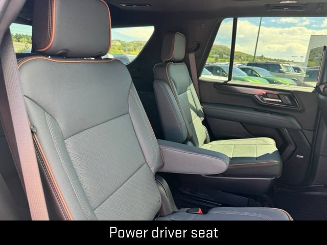 Used 2025 GMC Yukon AT4 w/ AT4 Premium Plus Package AWD/4WD image 30