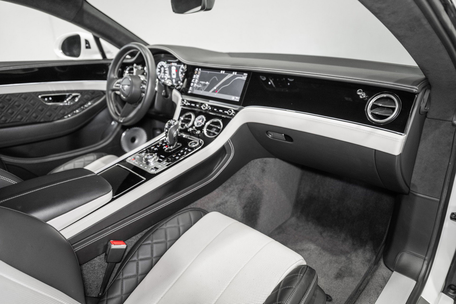 Certified 2021 Bentley Continental GT image 4