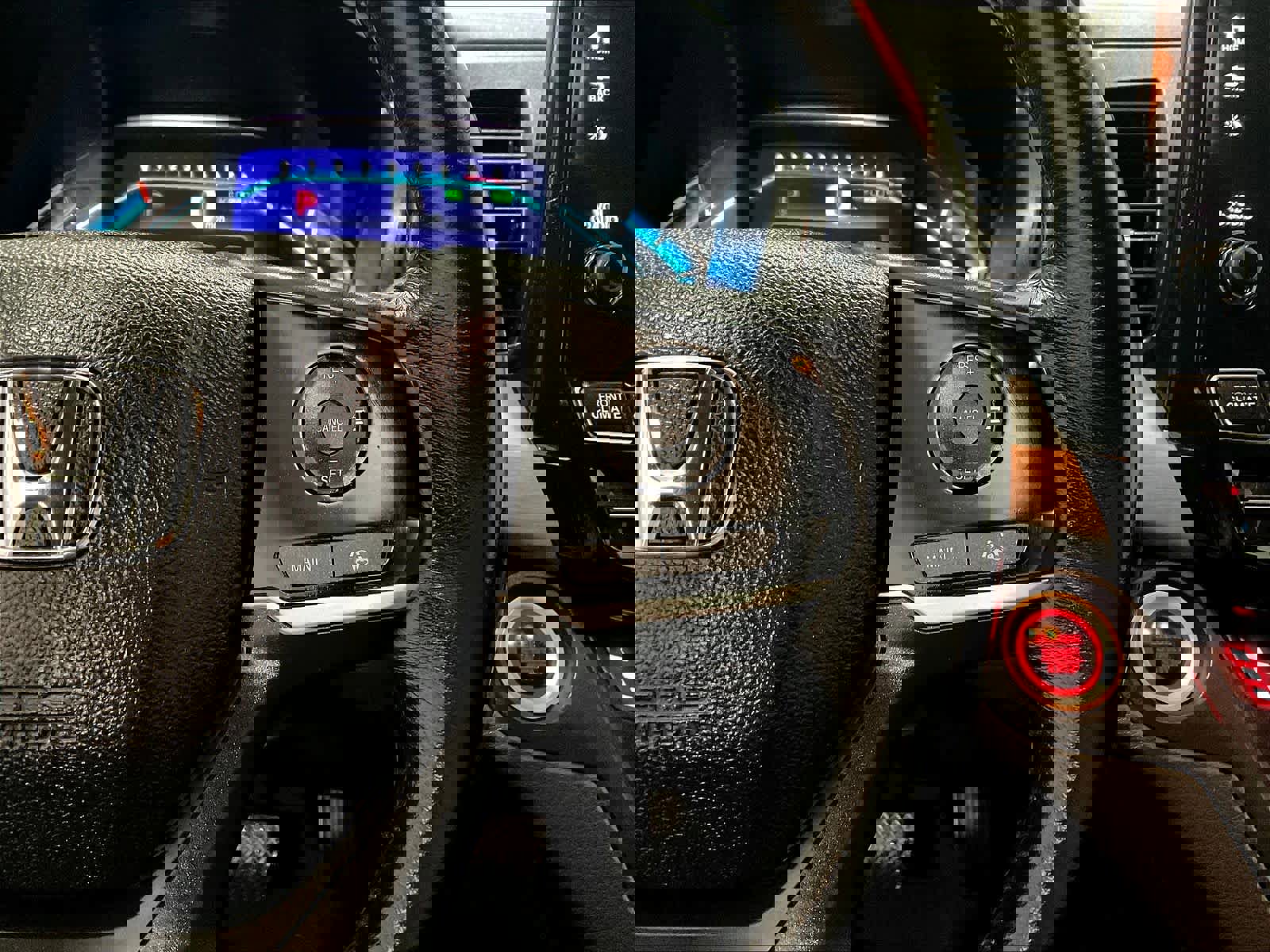 Used 2019 Honda Odyssey EX-L image 25