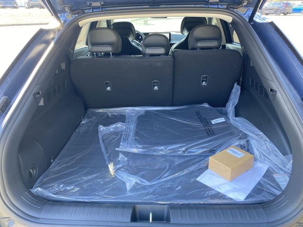 New 2025 Kia EV6 Light w/ Light LR Technology Package image 15