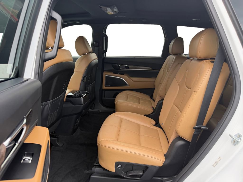 Used 2020 Kia Telluride SX w/ Towing Package AWD/4WD image 16
