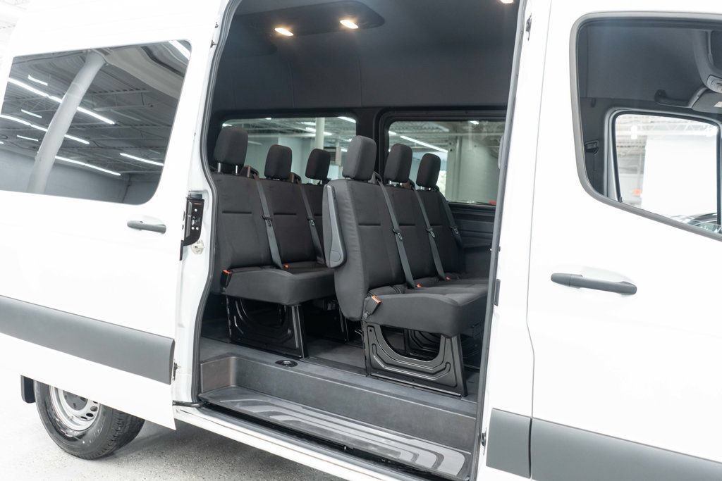 Used 2025 Mercedes-Benz Sprinter 2500 image 10