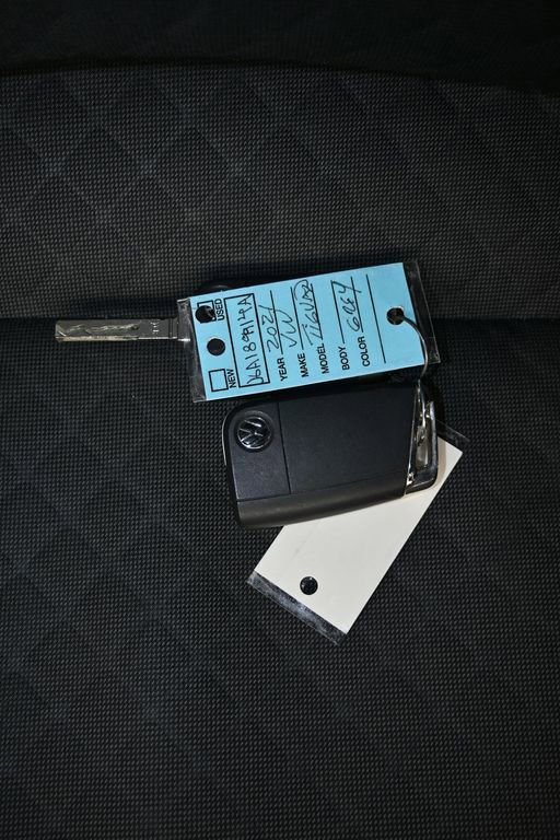 Used 2021 Volkswagen Tiguan S image 22