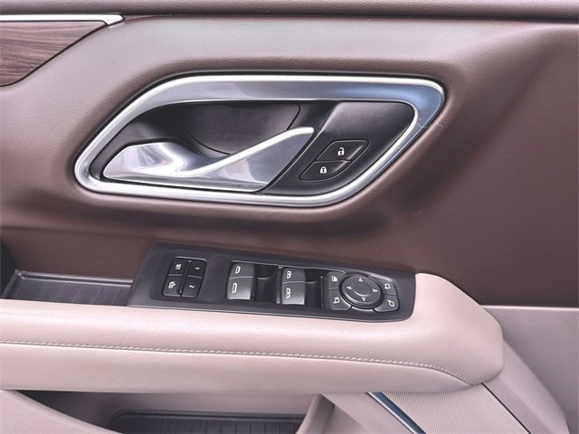 Used 2021 Chevrolet Tahoe LT w/ LT Signature Package image 23