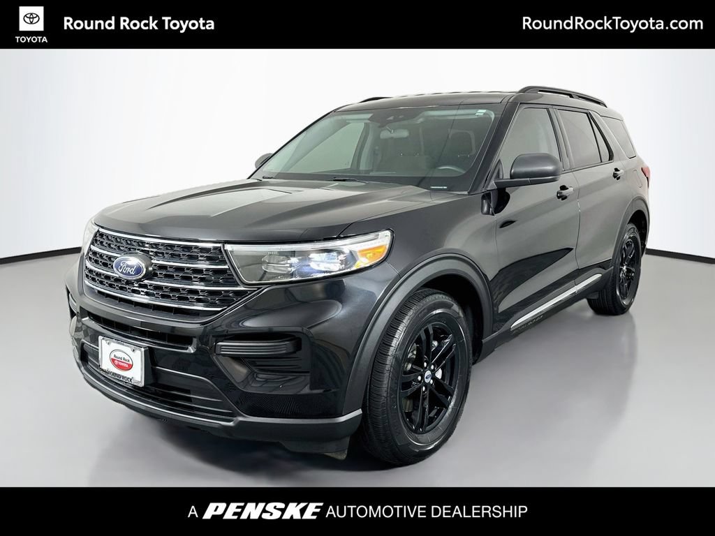 Used 2024 Ford Explorer XLT RWD image 1