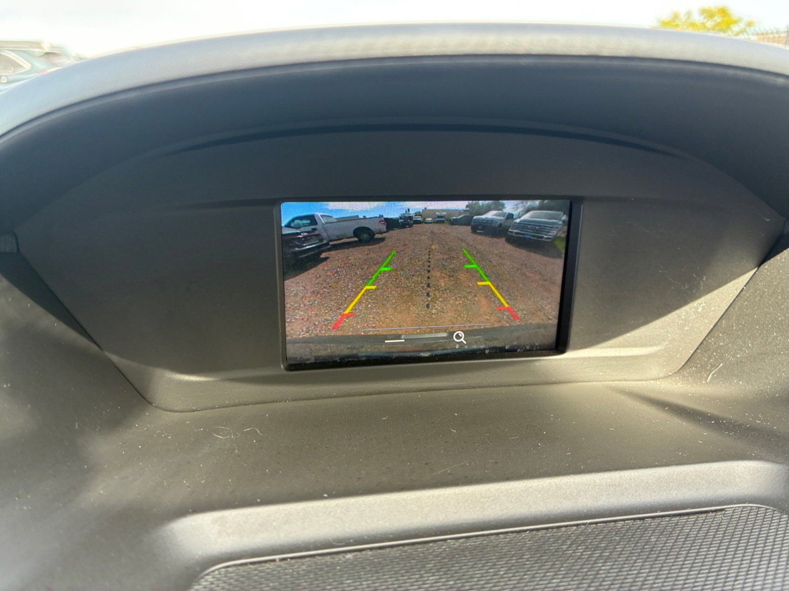 Used 2018 Ford Escape SE image 24