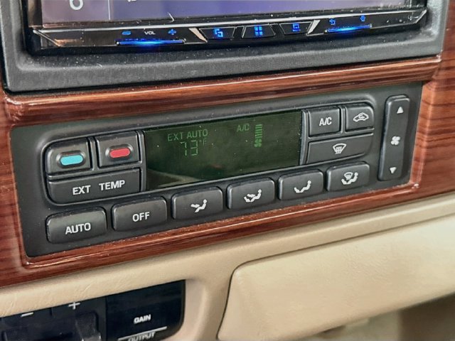 Used 2005 Ford F350 Lariat AWD/4WD image 15
