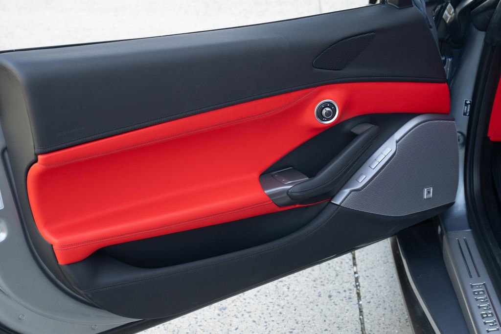 Certified 2022 Ferrari Portofino M image 30