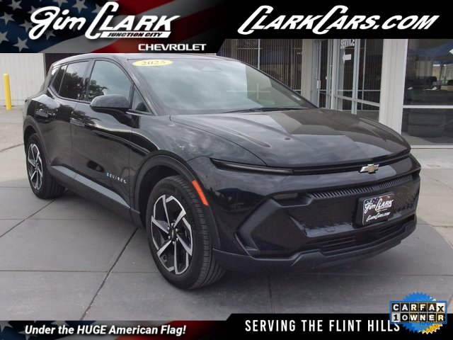 Used 2025 Chevrolet Equinox EV LT image 1