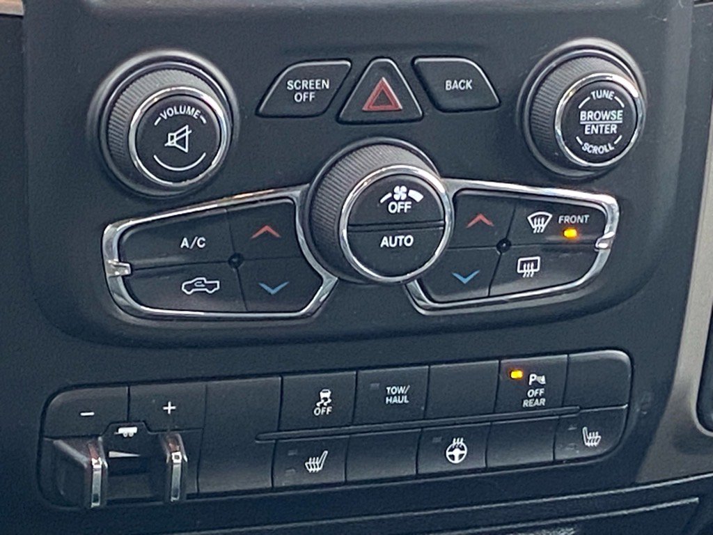 Used 2018 RAM 3500 Big Horn image 11