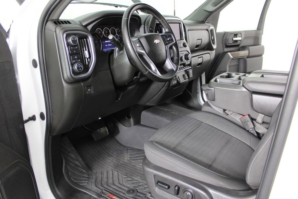 Used 2023 Chevrolet Silverado 2500 LT image 15