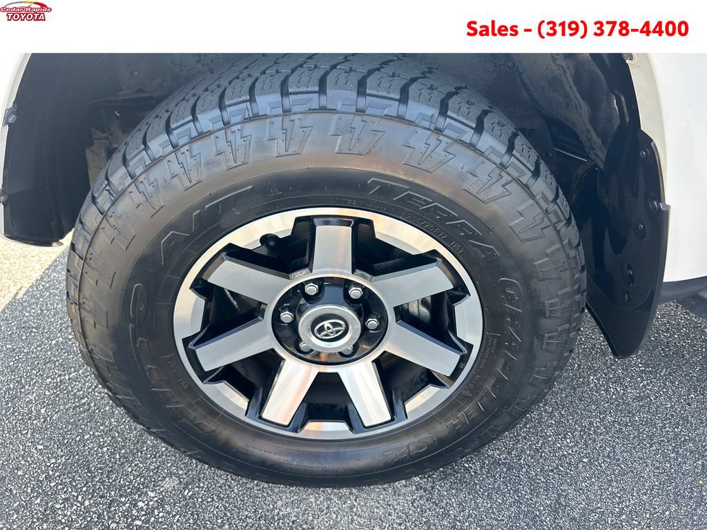 Certified 2023 Toyota 4Runner TRD Off-Road Premium w/ Moonroof Package AWD/4WD image 26