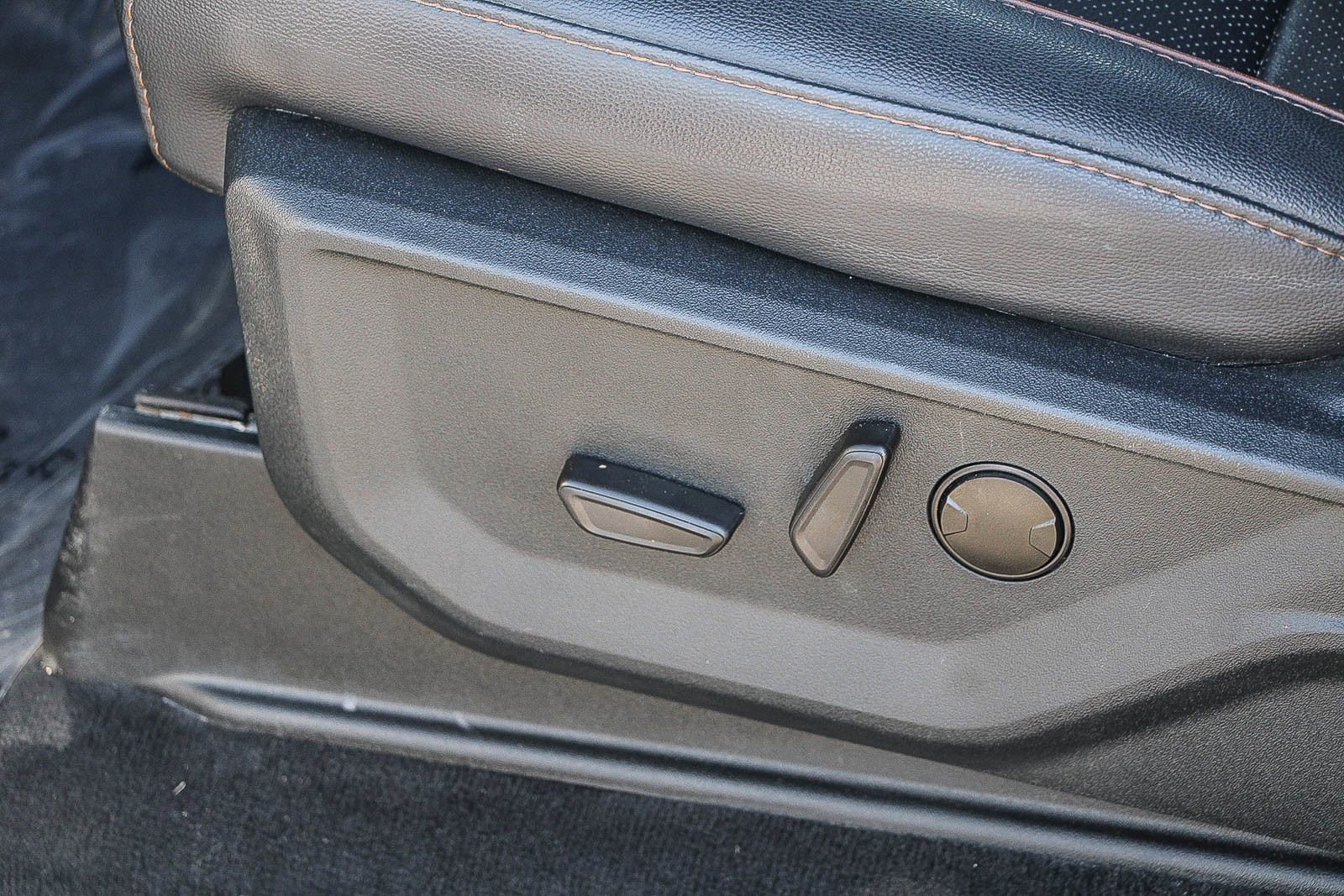 Used 2025 Ford F250 Lariat AWD/4WD image 20