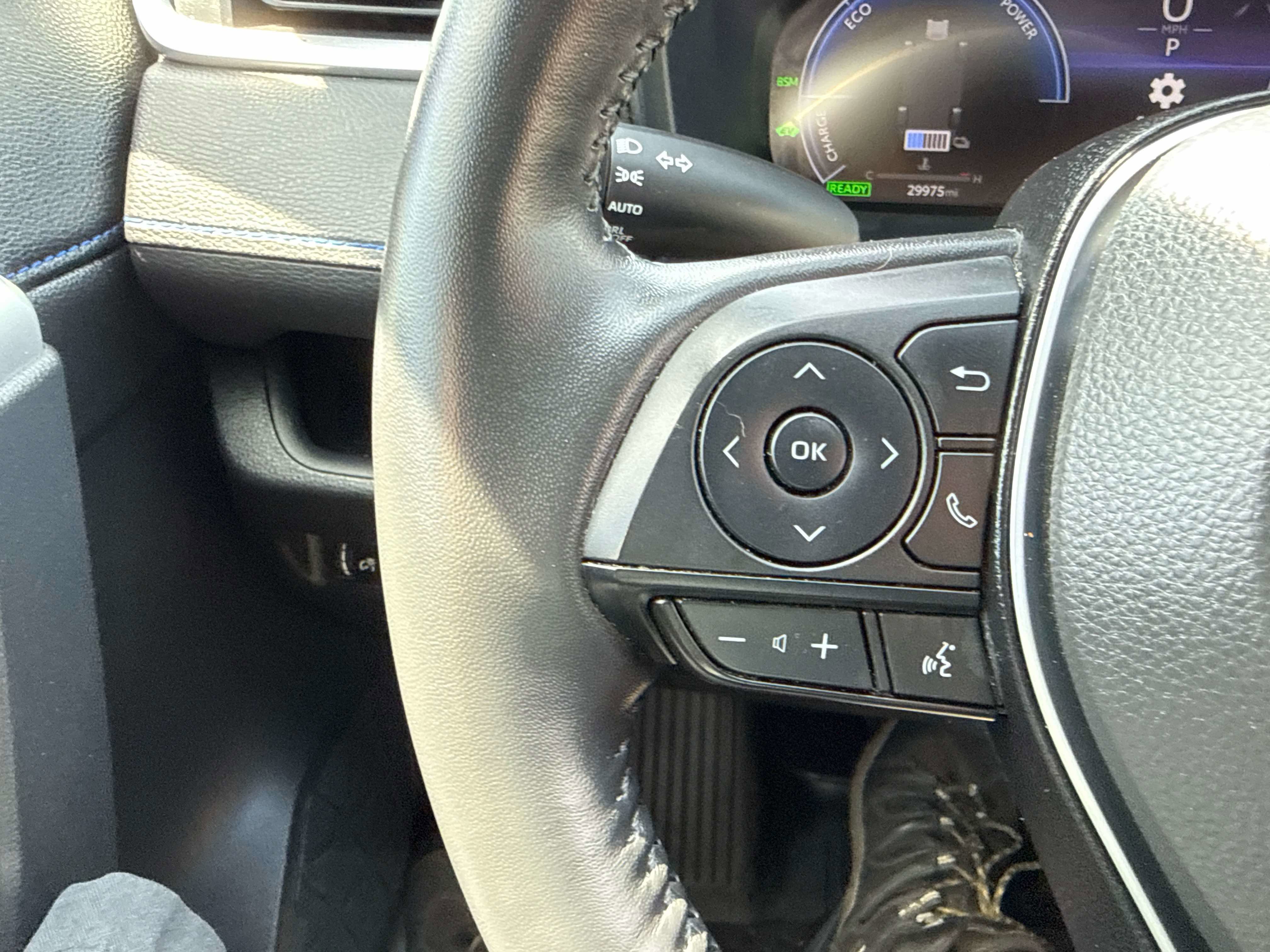 Used 2023 Toyota RAV4 XSE AWD/4WD image 24