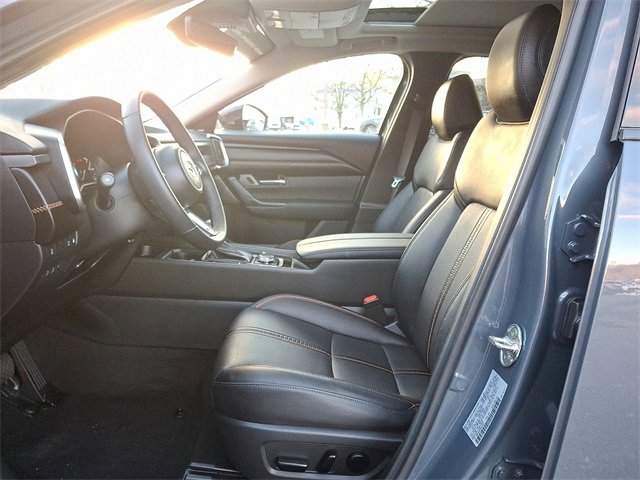 Certified 2025 MAZDA CX-50 AWD 2.5 Hybrid w/ Premium Pkg image 13