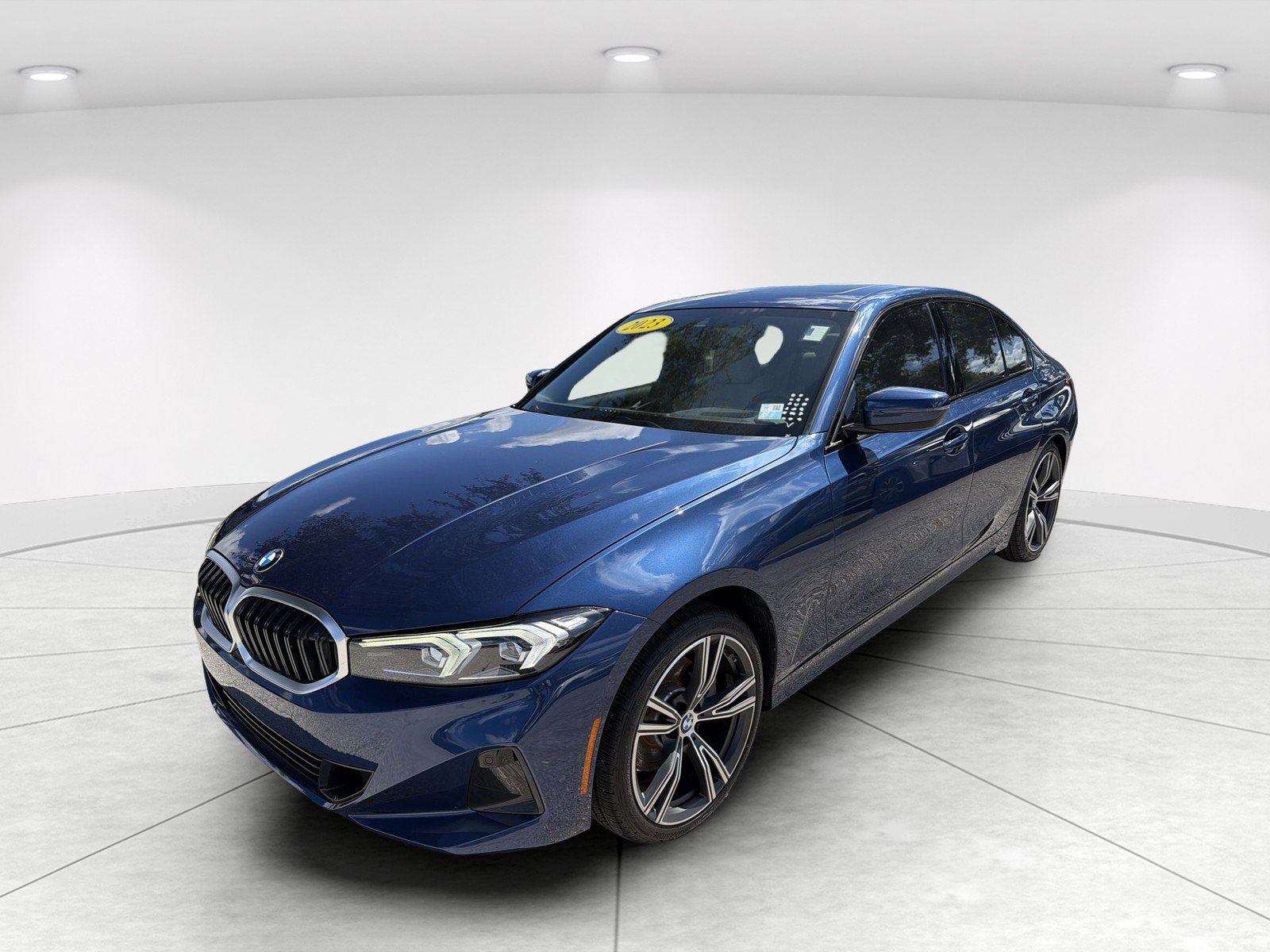 Used 2023 BMW 330i Sedan w/ Premium Package RWD image 8