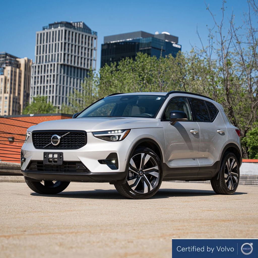 Certified 2024 Volvo XC40 B5 Ultimate w/ Climate Package