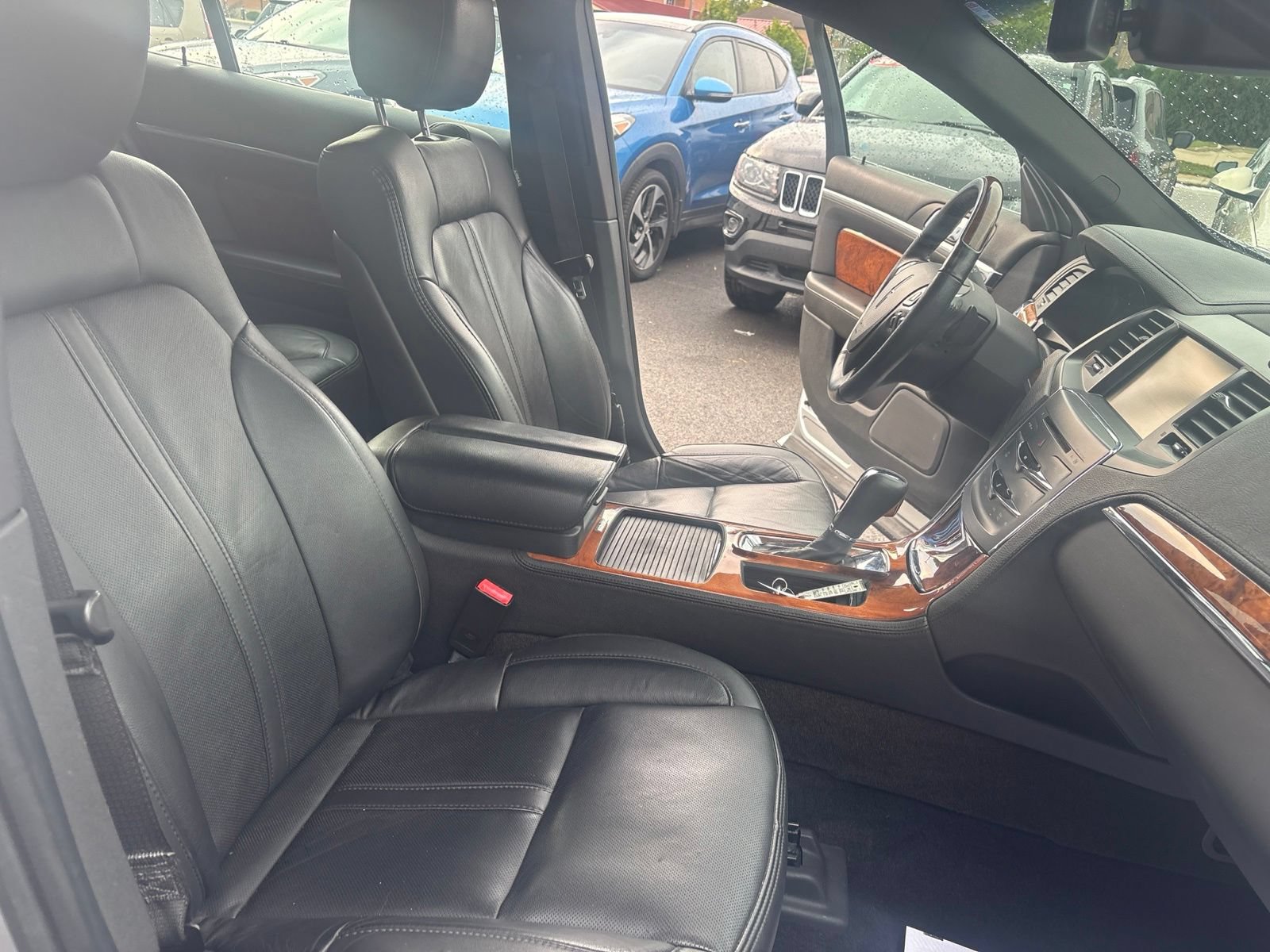 Used 2015 Lincoln MKS AWD w/ Equipment Group 101A image 22