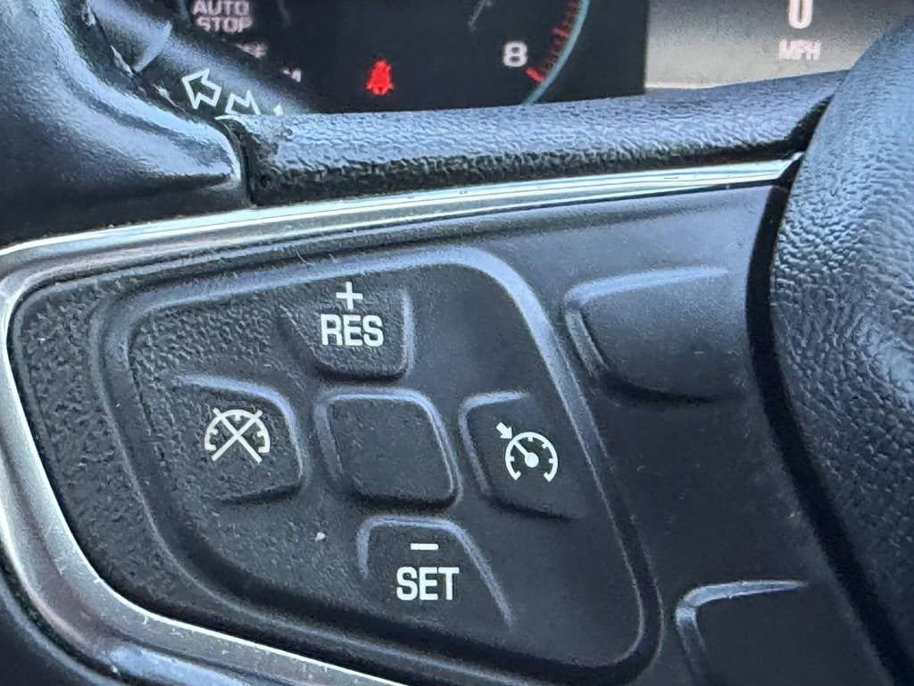 Used 2020 Chevrolet Malibu RS FWD image 28