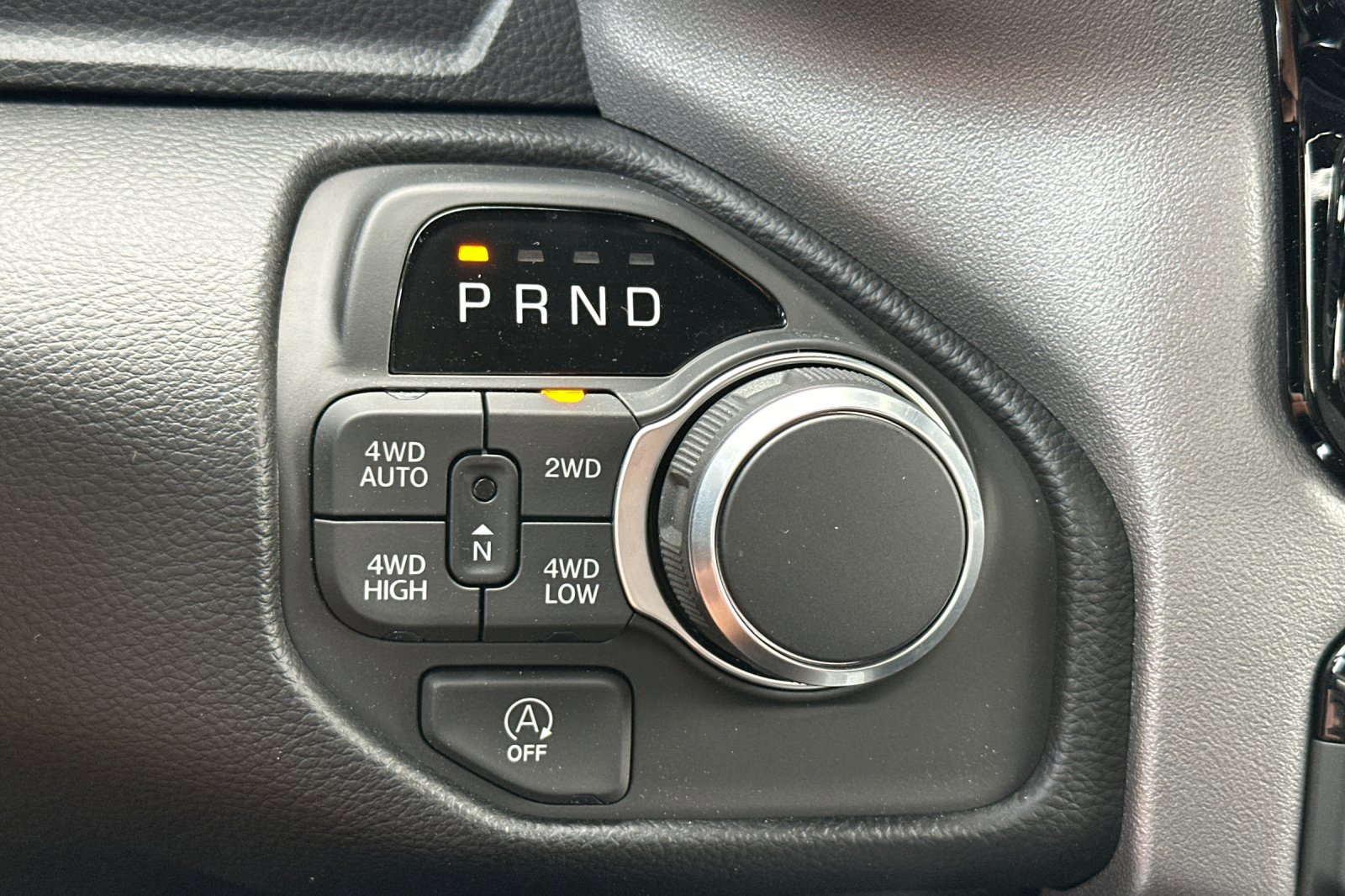 New 2026 RAM 1500 4x4 Crew Cab image 19