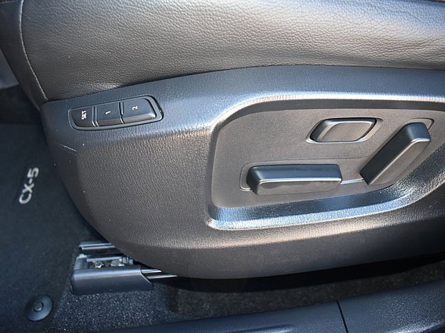 Used 2022 MAZDA CX-5 AWD 2.5 S w/ Premium Plus Pkg image 18
