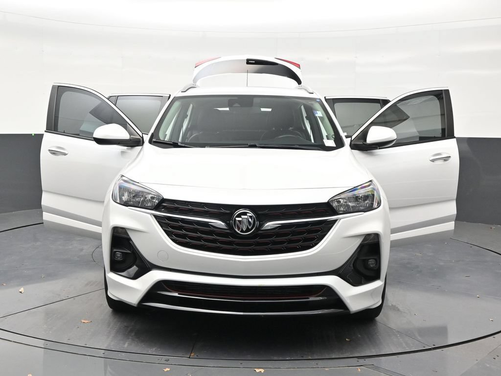 Used 2022 Buick Encore GX Select w/ Sport Touring Package FWD image 34