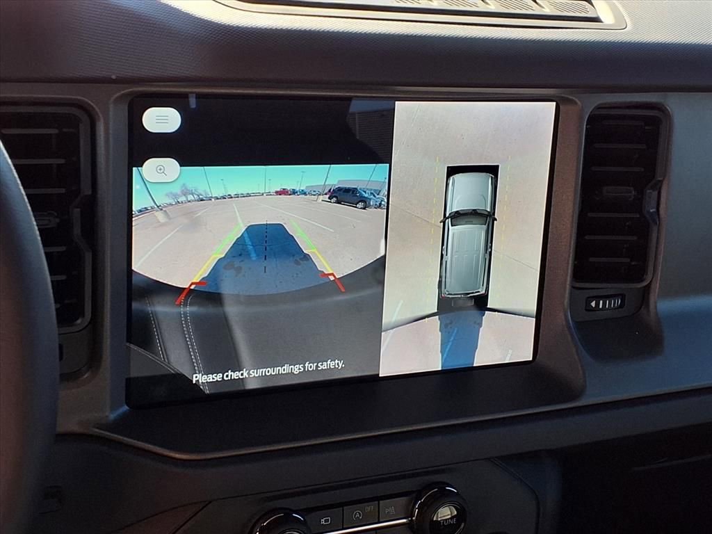 New 2025 Ford Bronco Badlands image 12