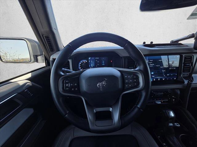 Used 2023 Ford Bronco Wildtrak image 19