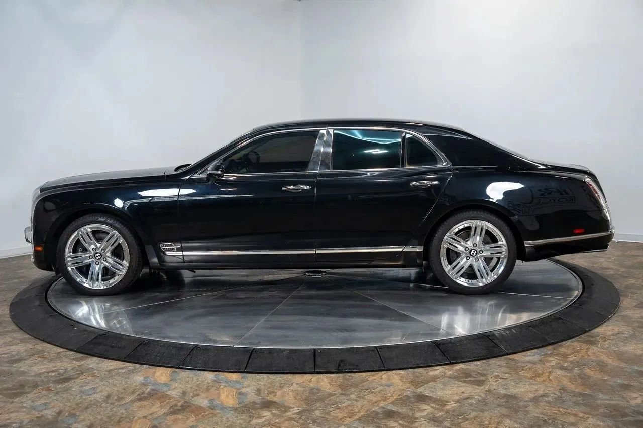 Used 2011 Bentley Mulsanne image 13
