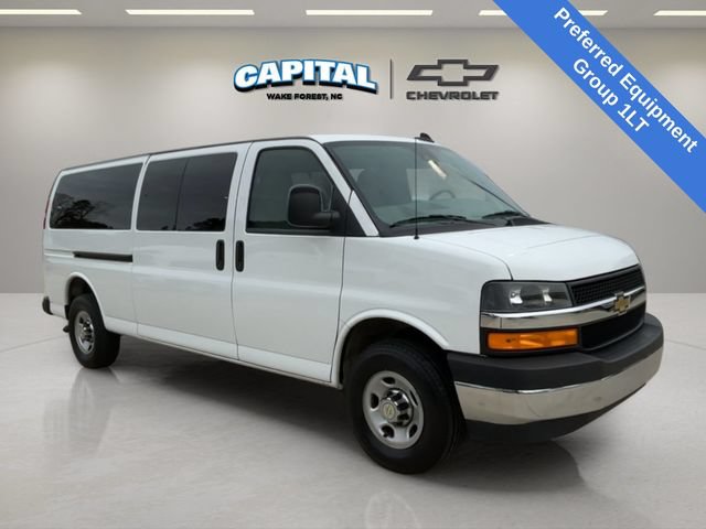 Used 2024 Chevrolet Express 3500 LT w/ LT Preferred Equipment Group RWD image 7