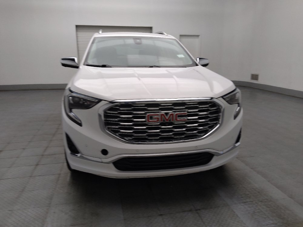 Used 2020 GMC Terrain Denali w/ Denali Premium Package FWD image 14