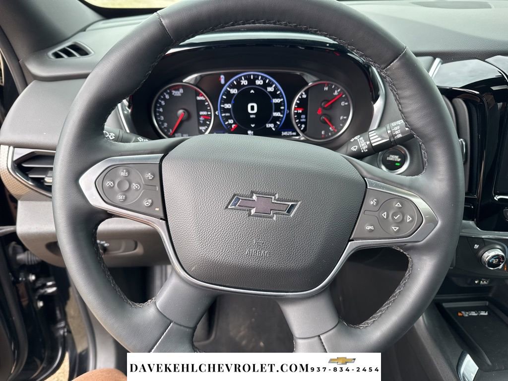 Used 2023 Chevrolet Traverse Premier w/ Redline Edition image 11